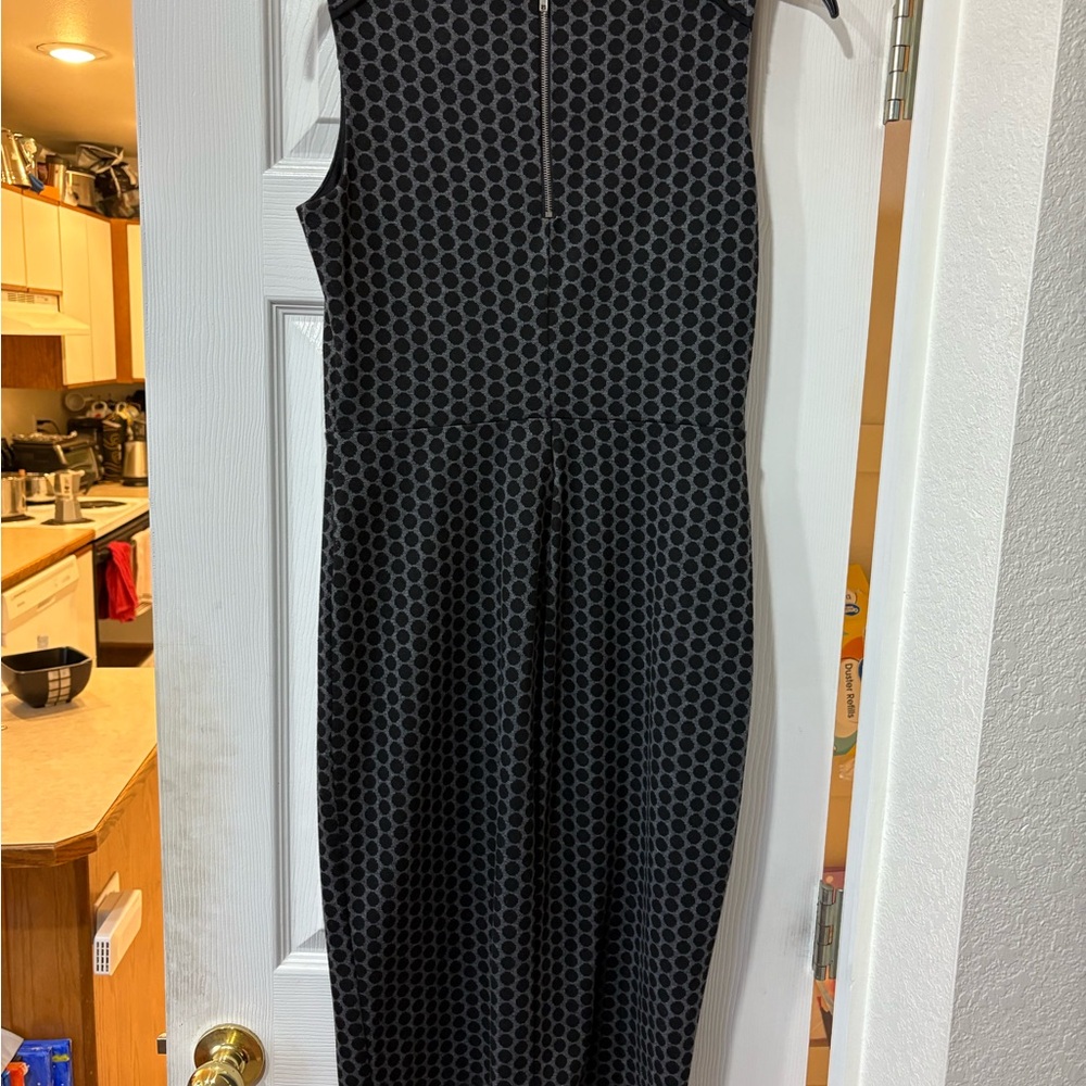 Black and Gray Patterned Midi Dress - Picture 2 of 4